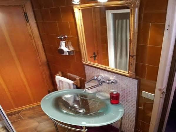 Bed & Breakfast Yin & Yang Сан Панталео Екстериор снимка
